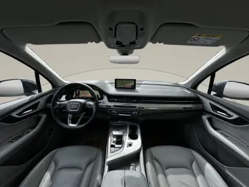 Audi Q7 Gen-4M-2015