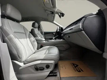 Audi Q7 Gen-4M-2015
