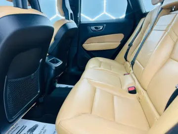 VOLVO Xc-60 2019 2.0D E6 4X4 Garantie 12 Luni Rate Avans 0 D