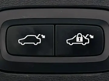 VOLVO Xc-60 2019 2.0D E6 4X4 Garantie 12 Luni Rate Avans 0 D