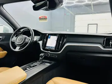 VOLVO Xc-60 2019 2.0D E6 4X4 Garantie 12 Luni Rate Avans 0 D