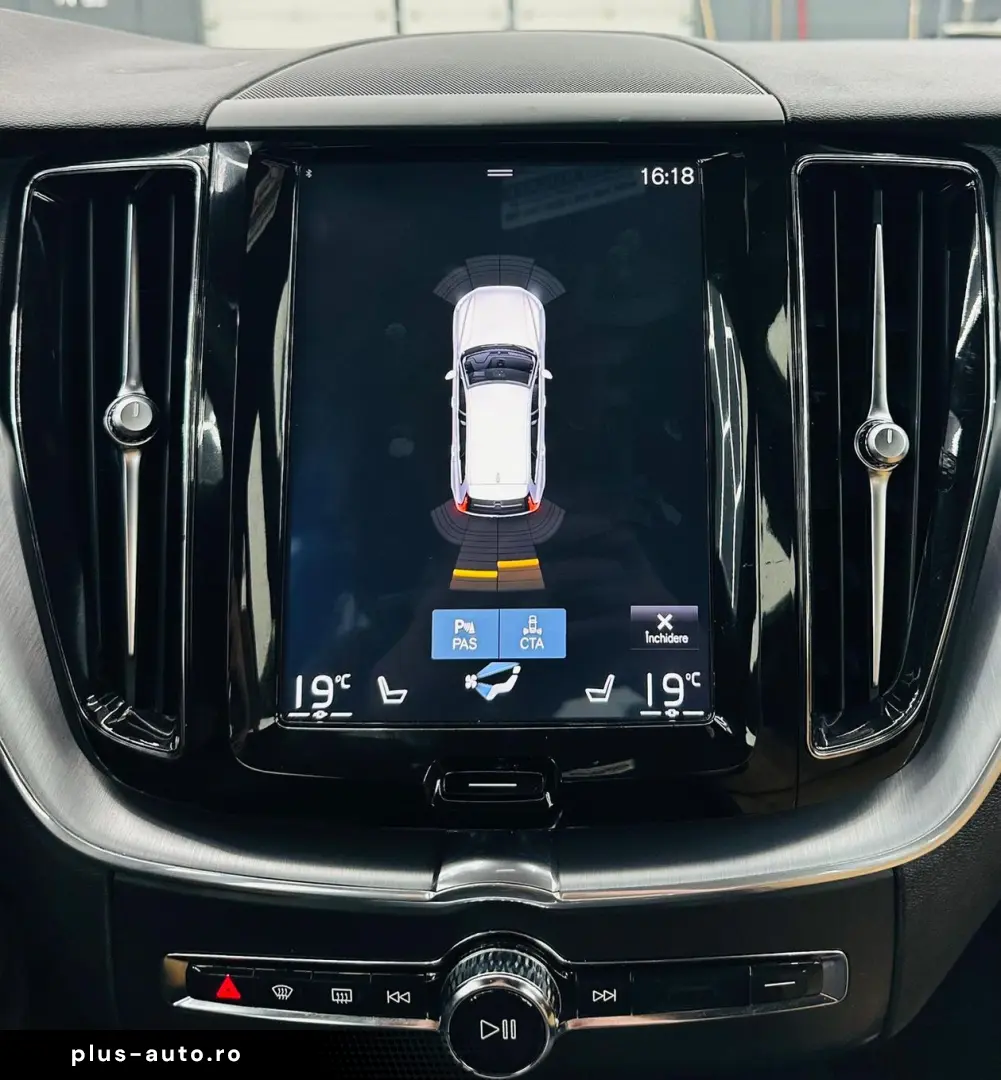 VOLVO Xc-60 2019 2.0D E6 4X4 Garantie 12 Luni Rate Avans 0 D