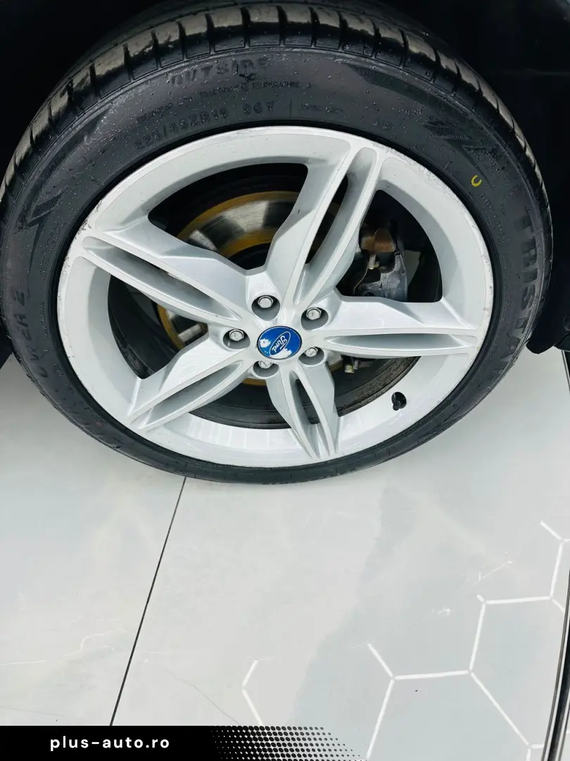 FORD KUGA 2016 2.0D E6 4x4 Garantie 12 Luni Rate Avans 0 Doa