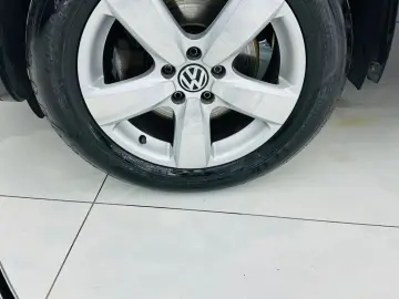 VOLKSWAGEN TIGUAN 2012 2.0D E5 Garantie 12 Luni Rate Avans 0