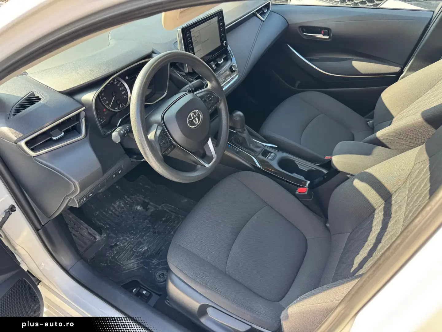 Sedan model 2022 CumpRoNouLeas Operat BusinessPlus TVA ded