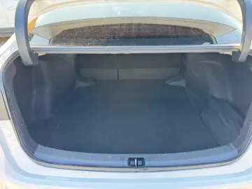 Sedan model 2022 CumpRoNouLeas Operat BusinessPlus TVA ded