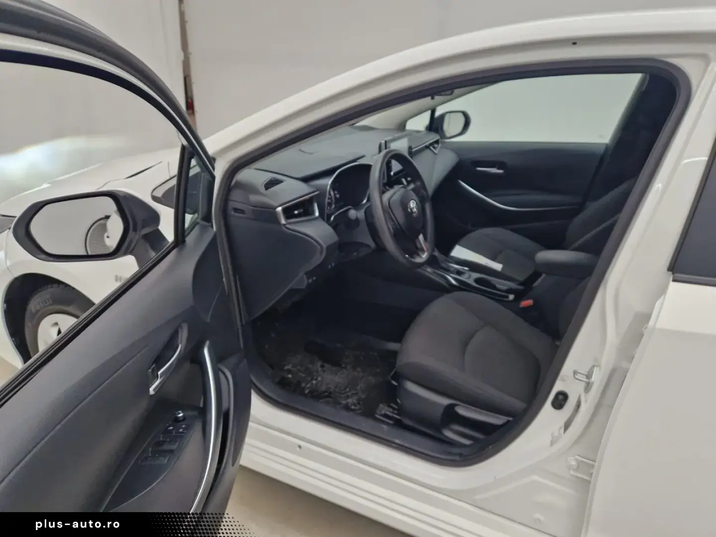 Sedan model 2022 CumpRoNouLeas Operat BusinessPlus TVA ded