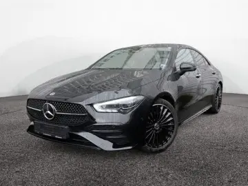 MERCEDES-BENZ CLA 220 d AMG-Sport MLB Pano Burm Distr Totw