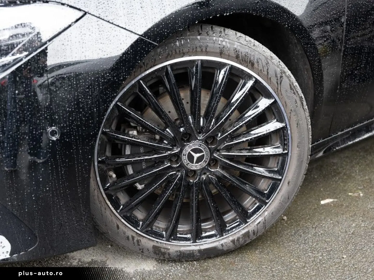 MERCEDES-BENZ CLA 220 d AMG-Sport MLB Pano Burm Distr Totw