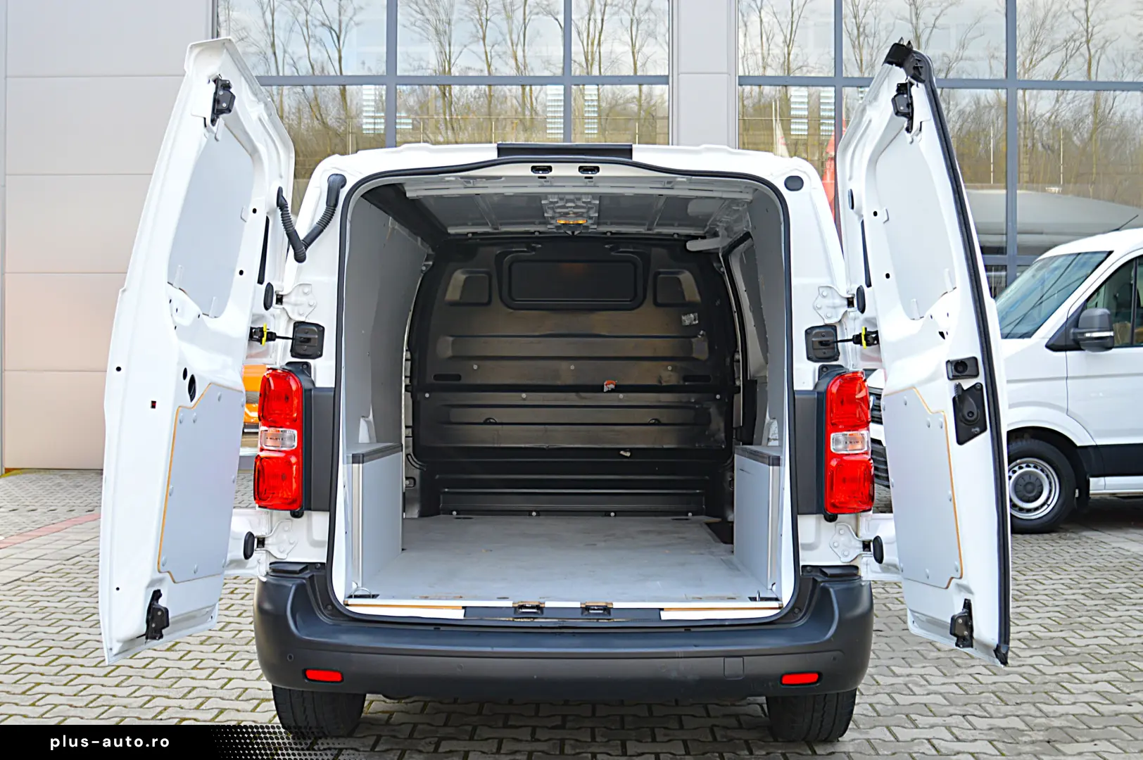 OPEL  VIVARO ELECTRIC 75KW