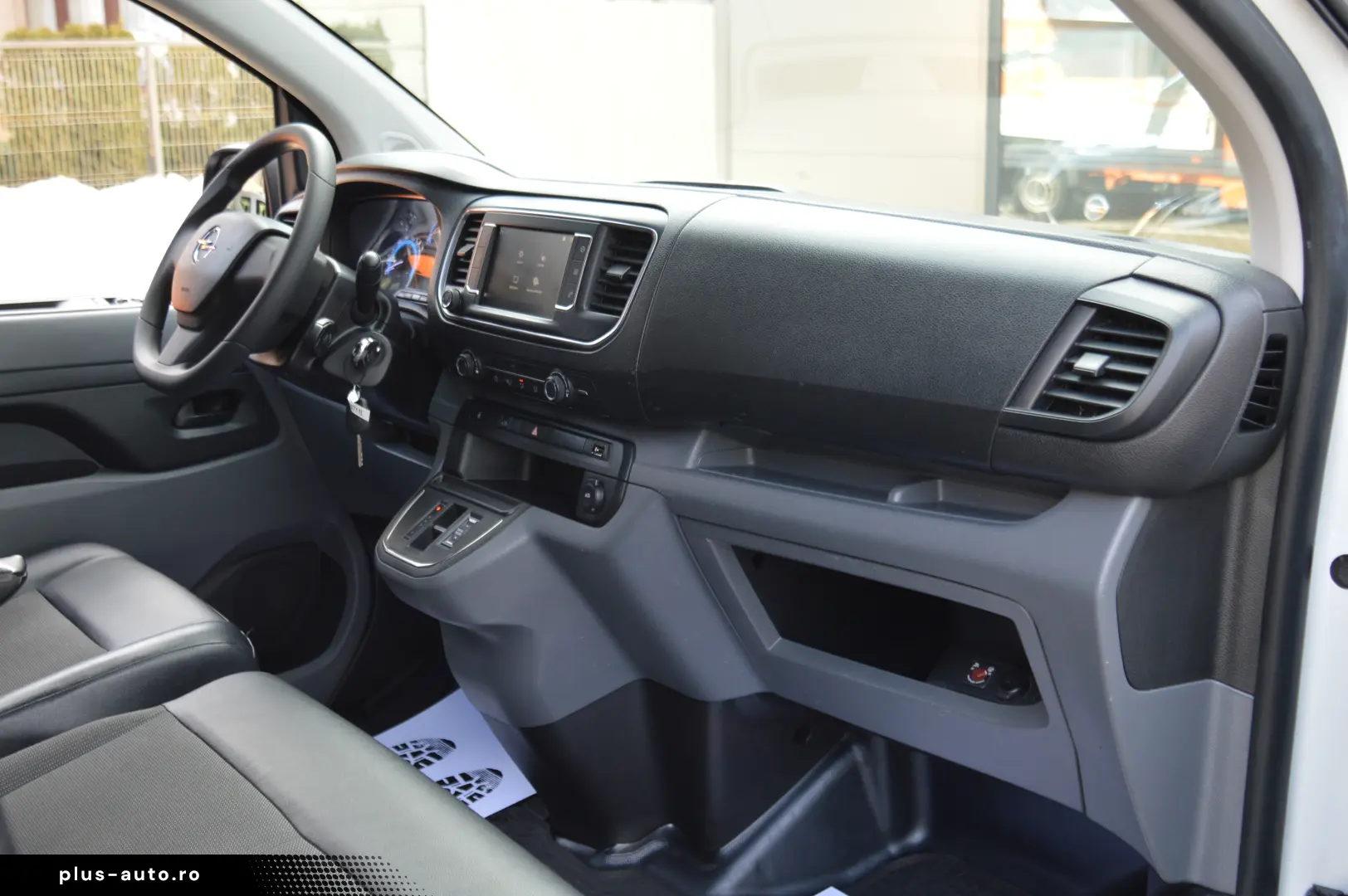 OPEL  VIVARO ELECTRIC 75KW