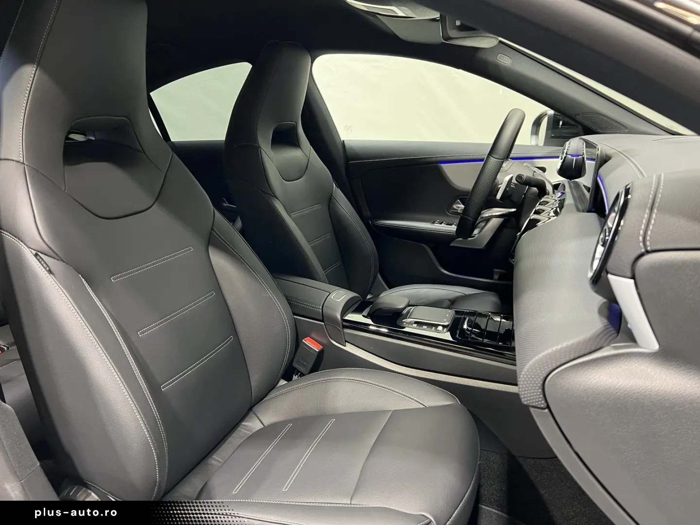 MERCEDES-BENZ CLA 220 d AMG Line Night MultiBeam Totwinkel