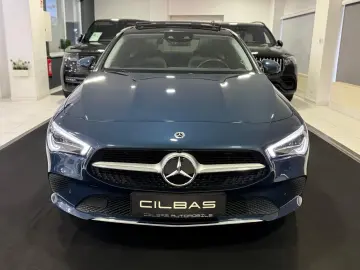 MERCEDES-BENZ CLA 220 d 4M URBAN  PANO MEMO SHZ LEDER 360