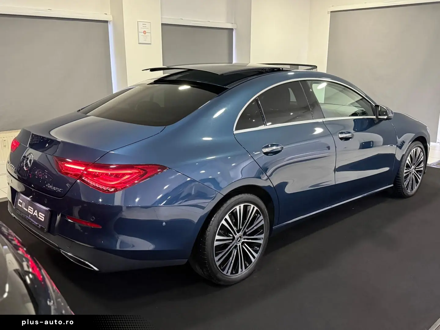 MERCEDES-BENZ CLA 220 d 4M URBAN  PANO MEMO SHZ LEDER 360