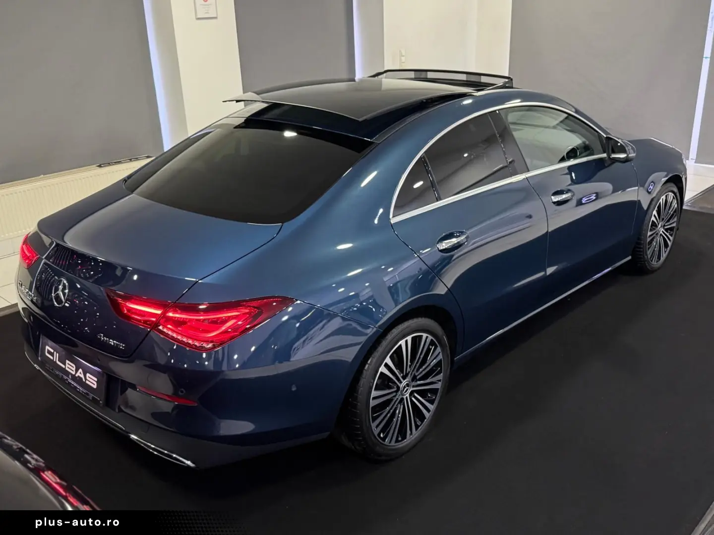 MERCEDES-BENZ CLA 220 d 4M URBAN  PANO MEMO SHZ LEDER 360