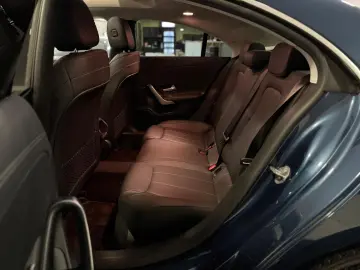 MERCEDES-BENZ CLA 220 d 4M URBAN  PANO MEMO SHZ LEDER 360