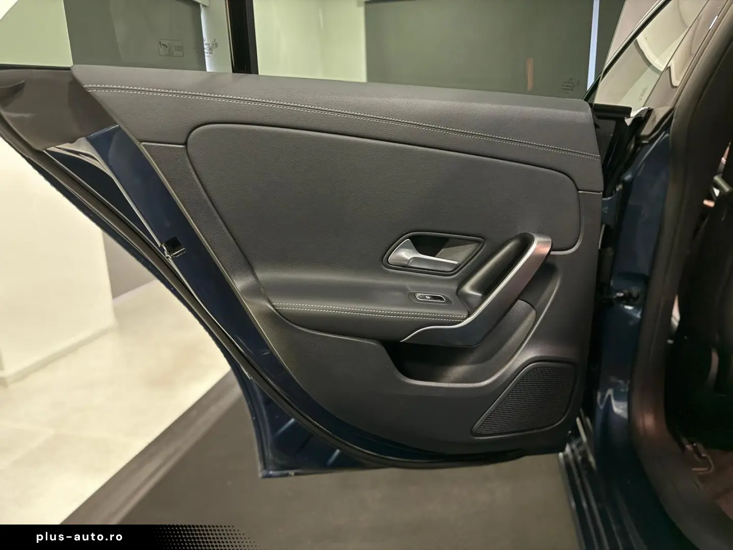 MERCEDES-BENZ CLA 220 d 4M URBAN  PANO MEMO SHZ LEDER 360