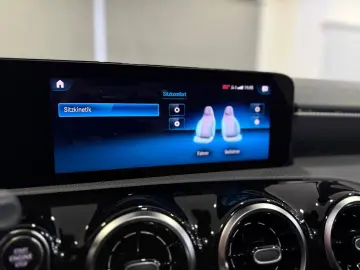 MERCEDES-BENZ CLA 220 d 4M URBAN  PANO MEMO SHZ LEDER 360