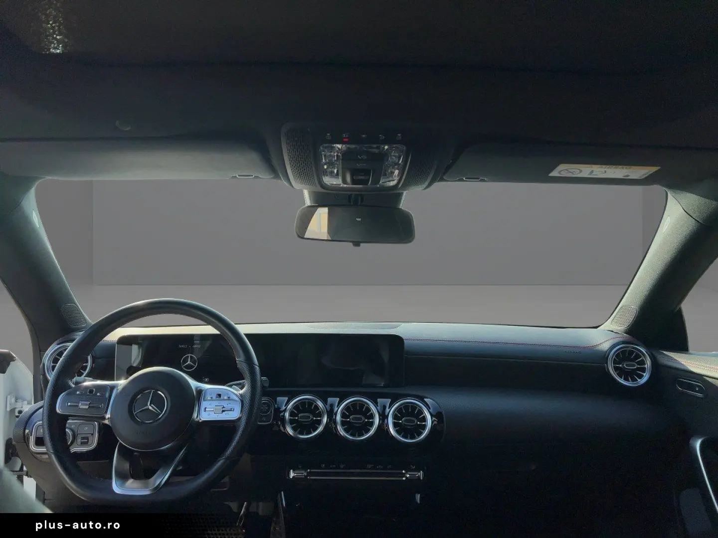 MERCEDES-BENZ CLA 220 d AMG Line LED Pano Sitzhz Carplay