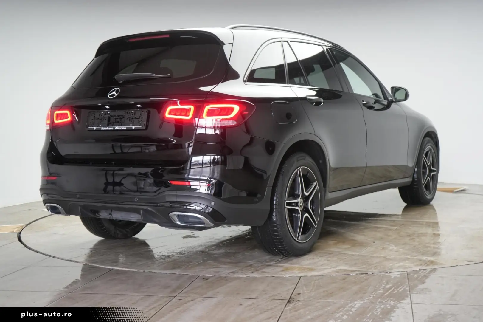 MERCEDES-BENZ GLC 220 d 4Matic 9G-Tronic AMG Leder Burmes