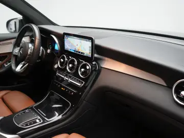 MERCEDES-BENZ GLC 220 d 4Matic 9G-Tronic AMG Leder Burmes