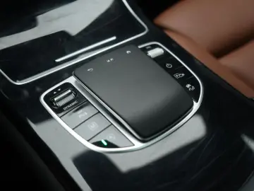 MERCEDES-BENZ GLC 220 d 4Matic 9G-Tronic AMG Leder Burmes