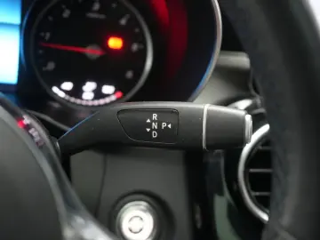 MERCEDES-BENZ GLC 220 d 4Matic 9G-Tronic AMG Leder Burmes