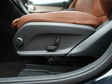 MERCEDES-BENZ GLC 220 d 4Matic 9G-Tronic AMG Leder Burmes