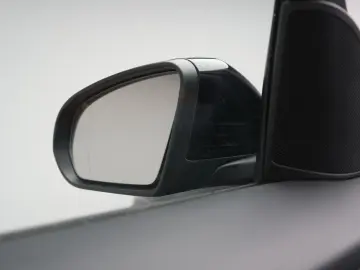 MERCEDES-BENZ GLC 220 d 4Matic 9G-Tronic AMG Leder Burmes