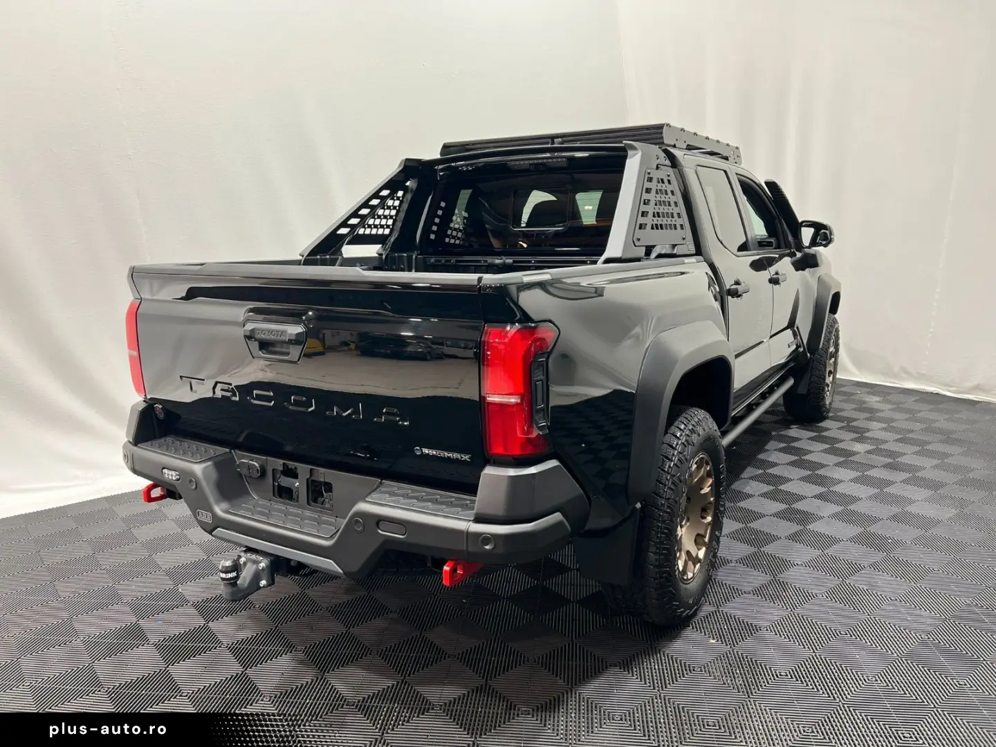 TOYOTA Tacoma Trail Hunter