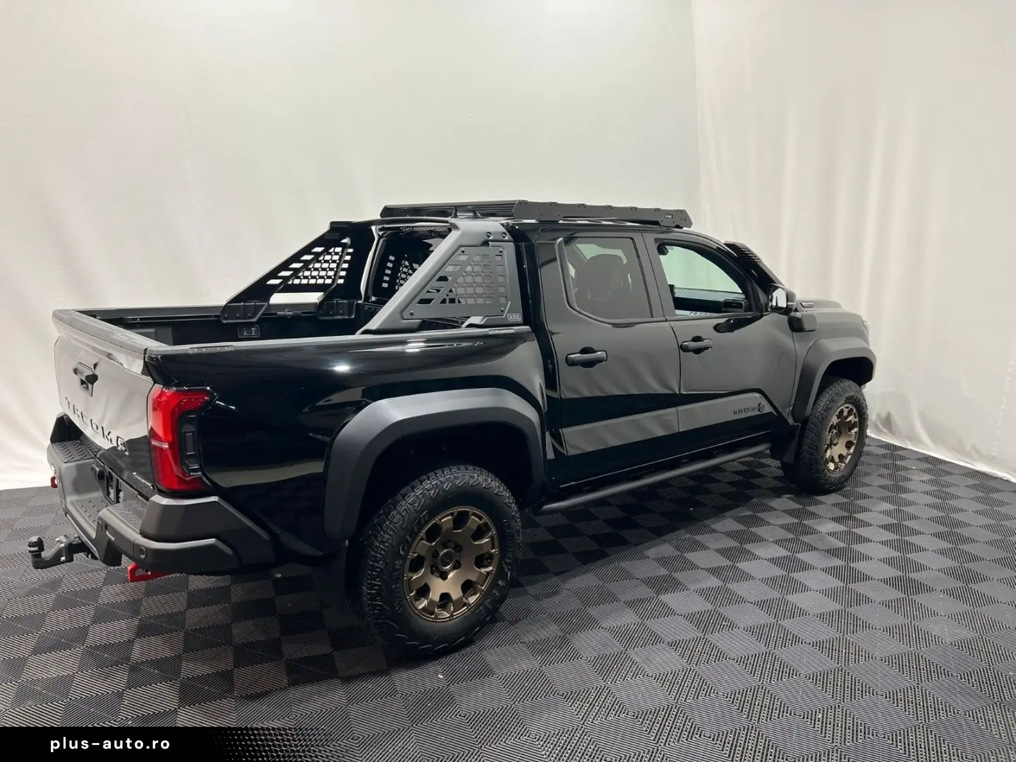 TOYOTA Tacoma Trail Hunter