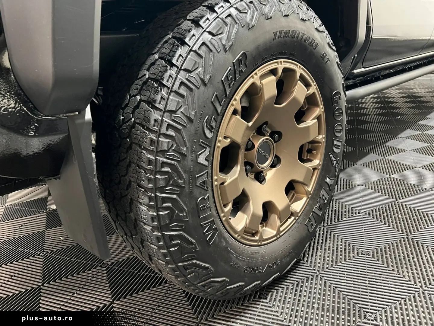 TOYOTA Tacoma Trail Hunter