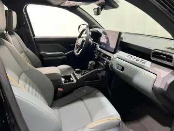 TOYOTA Tacoma Trail Hunter