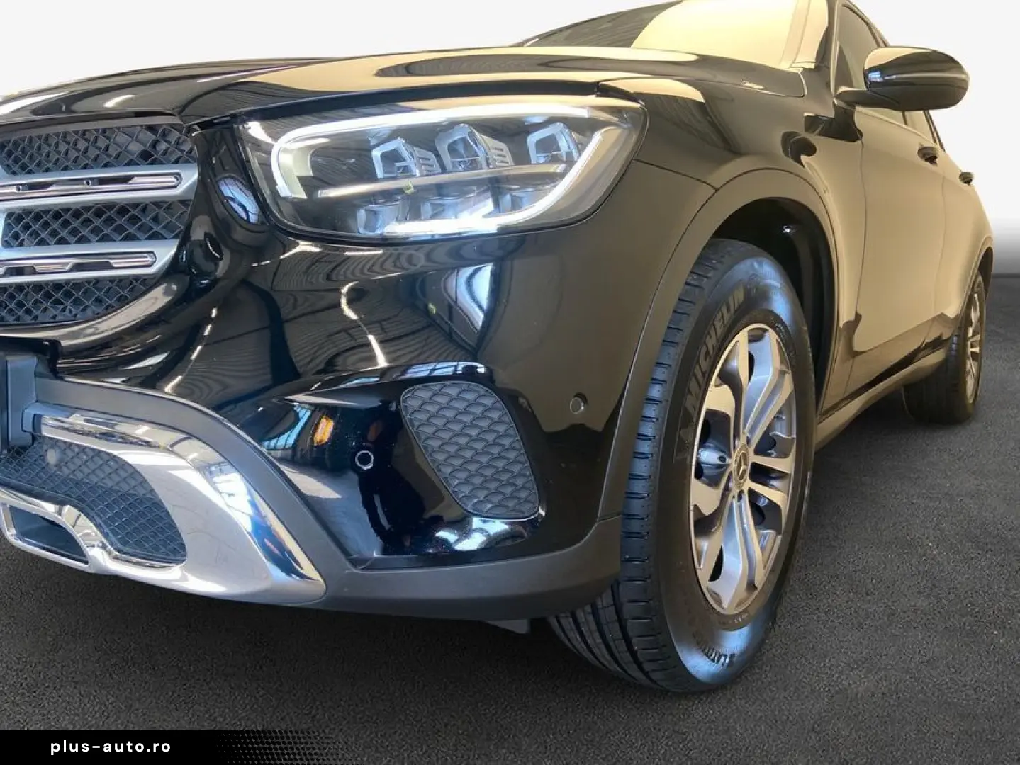 MERCEDES-BENZ GLC 220 d 4M Standhz CarPlay