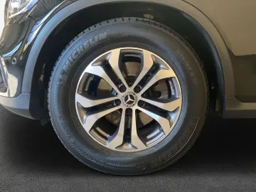 MERCEDES-BENZ GLC 220 d 4M Standhz CarPlay