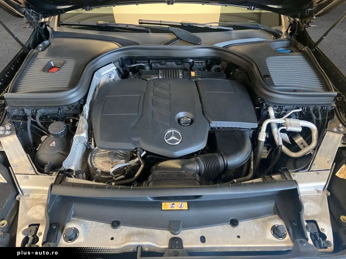 MERCEDES-BENZ GLC 220 d 4M Standhz CarPlay