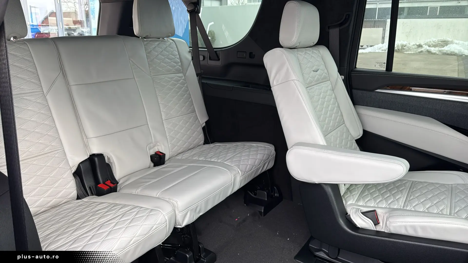 Cadillac Escalade FACELIFT MY26 6.2 V8 ESV Sport Platinum