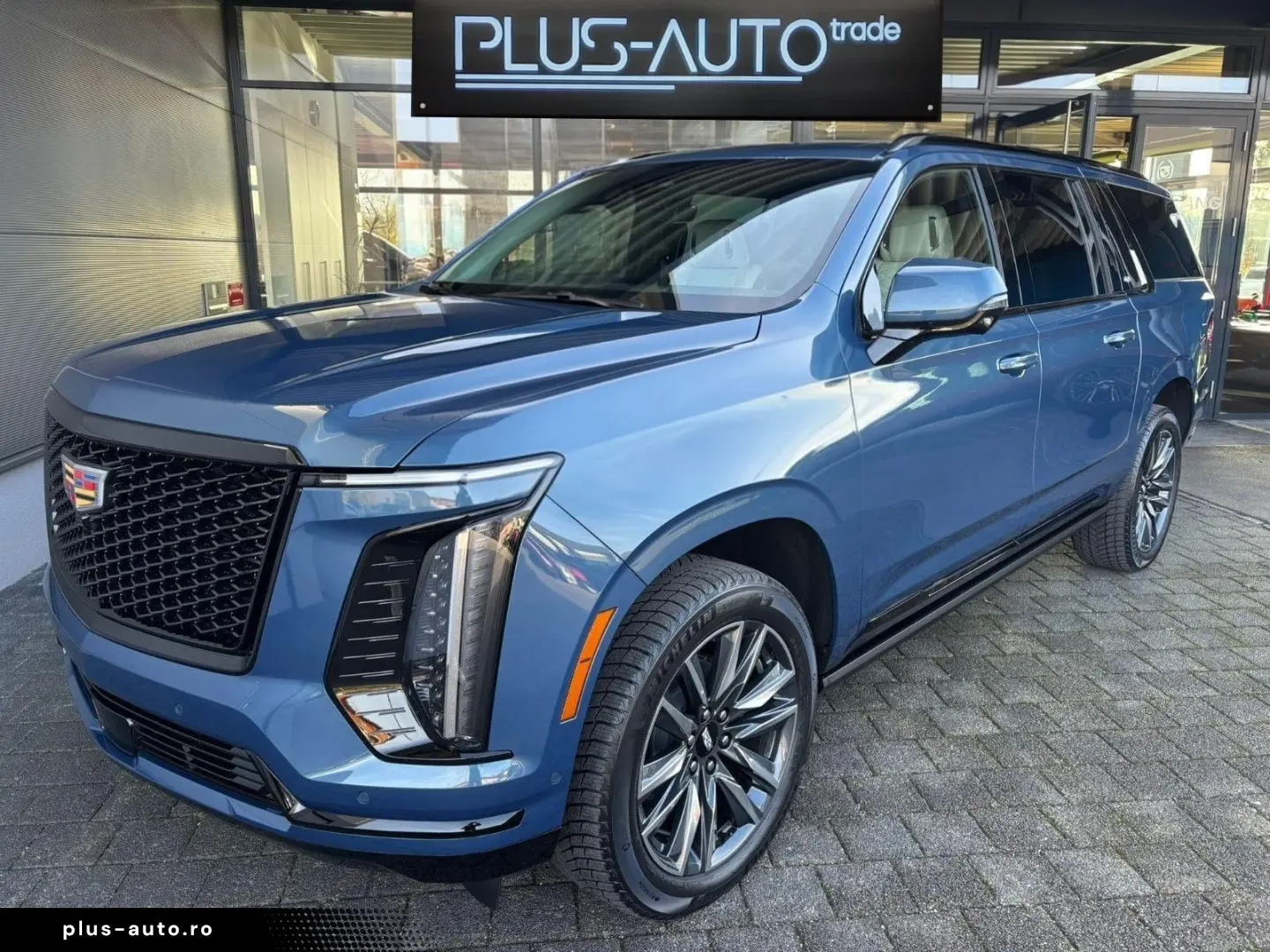 Cadillac Escalade FACELIFT MY26 6.2 V8 ESV Sport Platinum