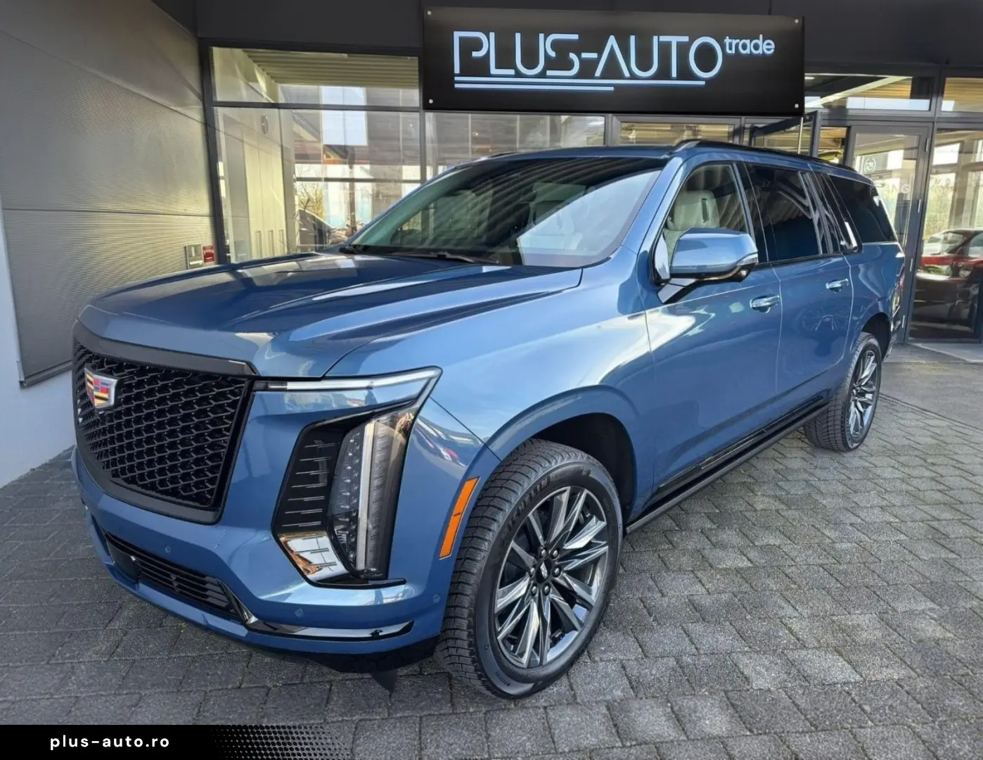 Cadillac Escalade FACELIFT MY26 6.2 V8 ESV Sport Platinum