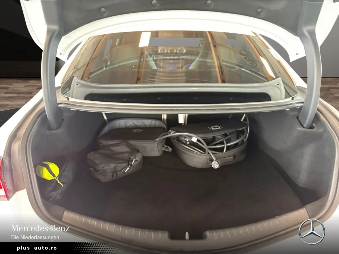 MERCEDES-BENZ CLE 300 e Cp AMG Adv  Pano Digital Totwink