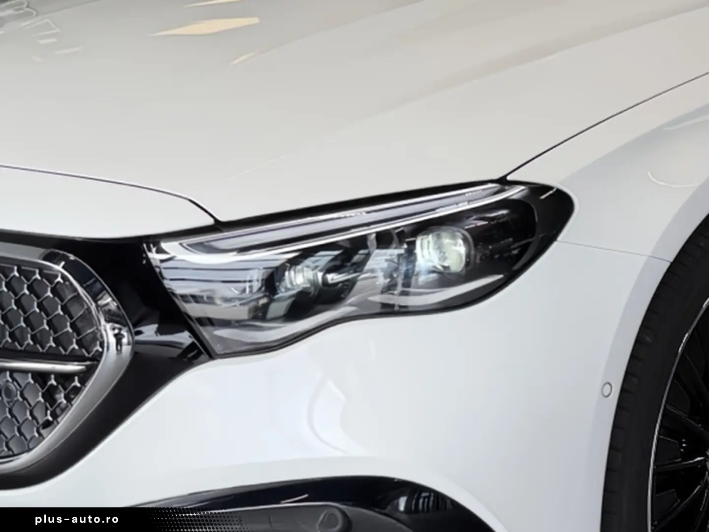 MERCEDES-BENZ E 450 d 4M AMG Night BURM®4D SUPERSCREEN PANO