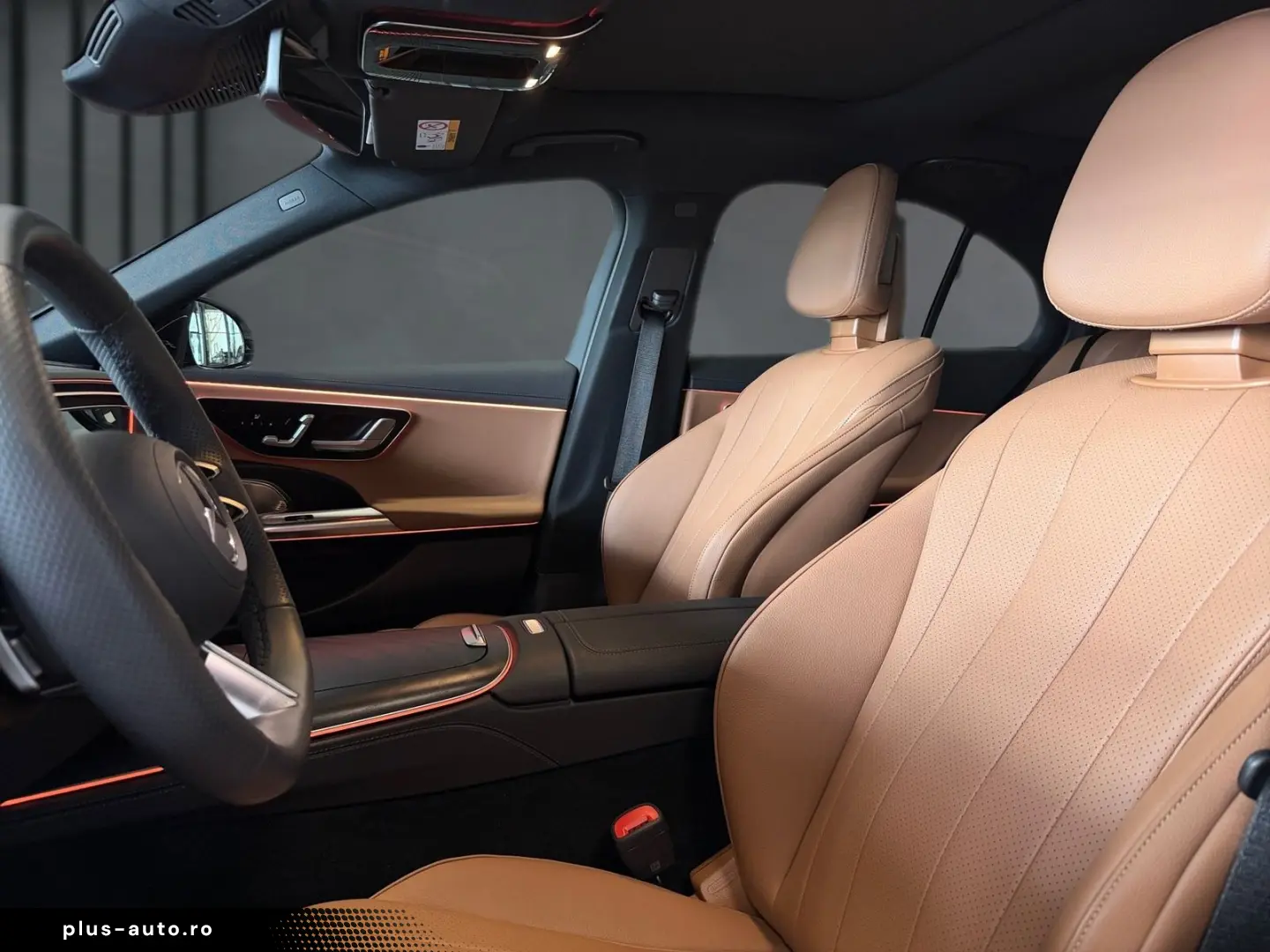 MERCEDES-BENZ E 450 d 4M AMG Night BURM®4D SUPERSCREEN PANO