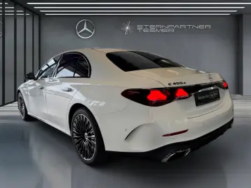 MERCEDES-BENZ E 450 d 4M AMG Night BURM®4D SUPERSCREEN PANO