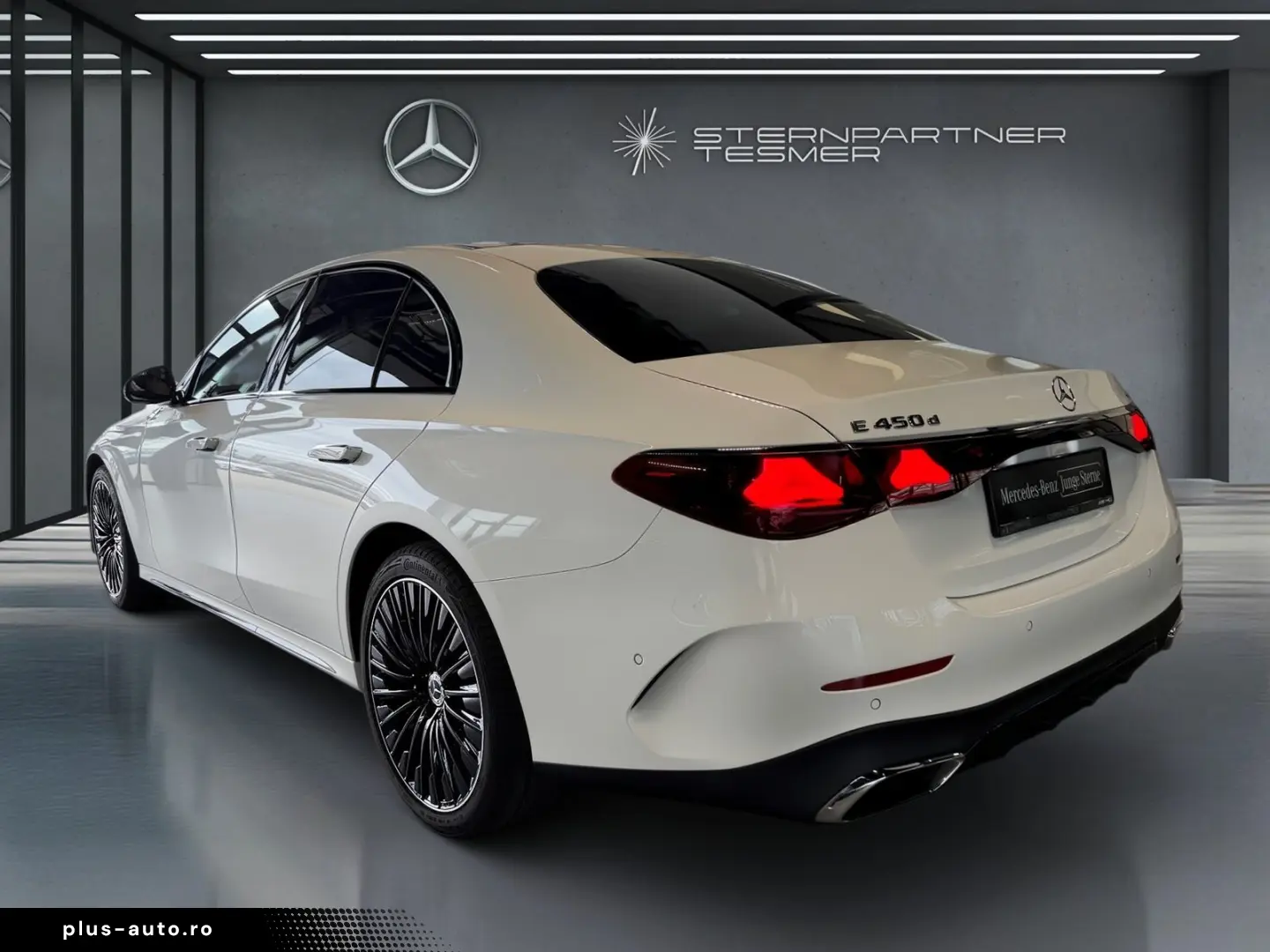 MERCEDES-BENZ E 450 d 4M AMG Night BURM®4D SUPERSCREEN PANO