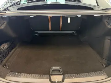 MERCEDES-BENZ E 450 d 4M AMG Night BURM®4D SUPERSCREEN PANO