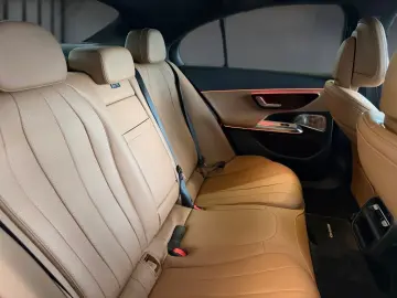 MERCEDES-BENZ E 450 d 4M AMG Night BURM®4D SUPERSCREEN PANO