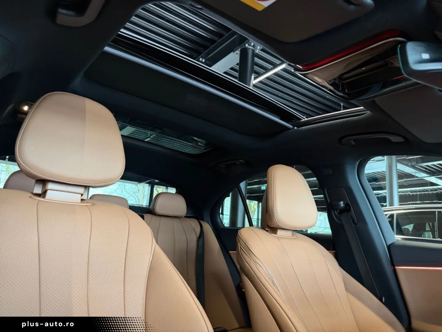 MERCEDES-BENZ E 450 d 4M AMG Night BURM®4D SUPERSCREEN PANO