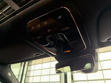 MERCEDES-BENZ E 450 d 4M AMG Night BURM®4D SUPERSCREEN PANO