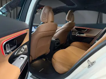 MERCEDES-BENZ E 450 d 4M AMG Night BURM®4D SUPERSCREEN PANO