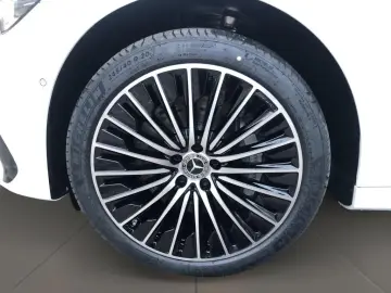 MERCEDES-BENZ E 450 d 4MATIC  AMGPremium Superscreen